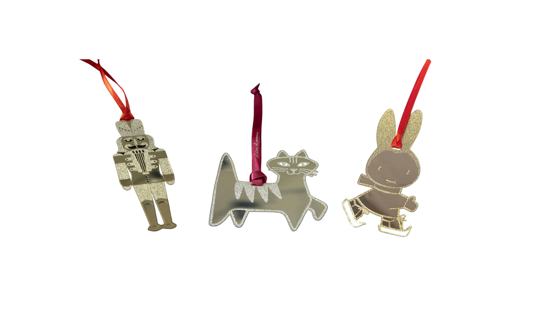 3. Pluto Design Noel Hanging Decoration
