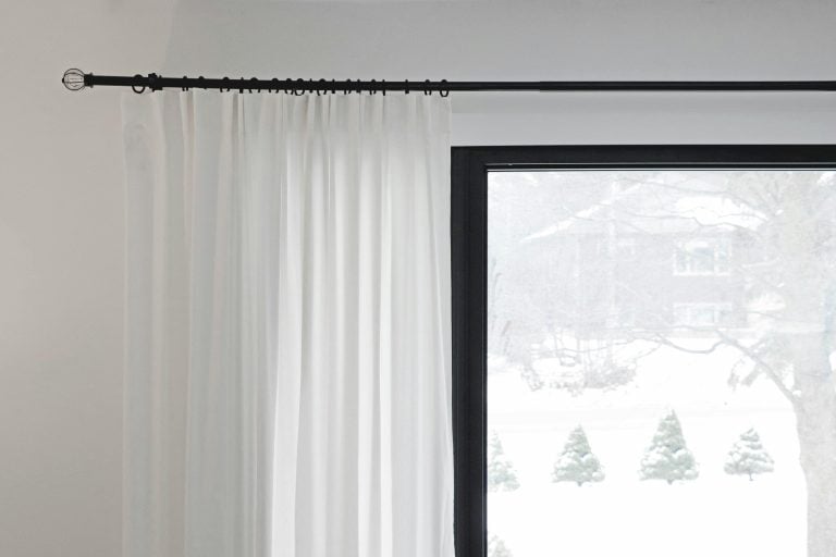 Curtain Tracks vs. Traditional Curtain Rods: Which is Better for Your Home?