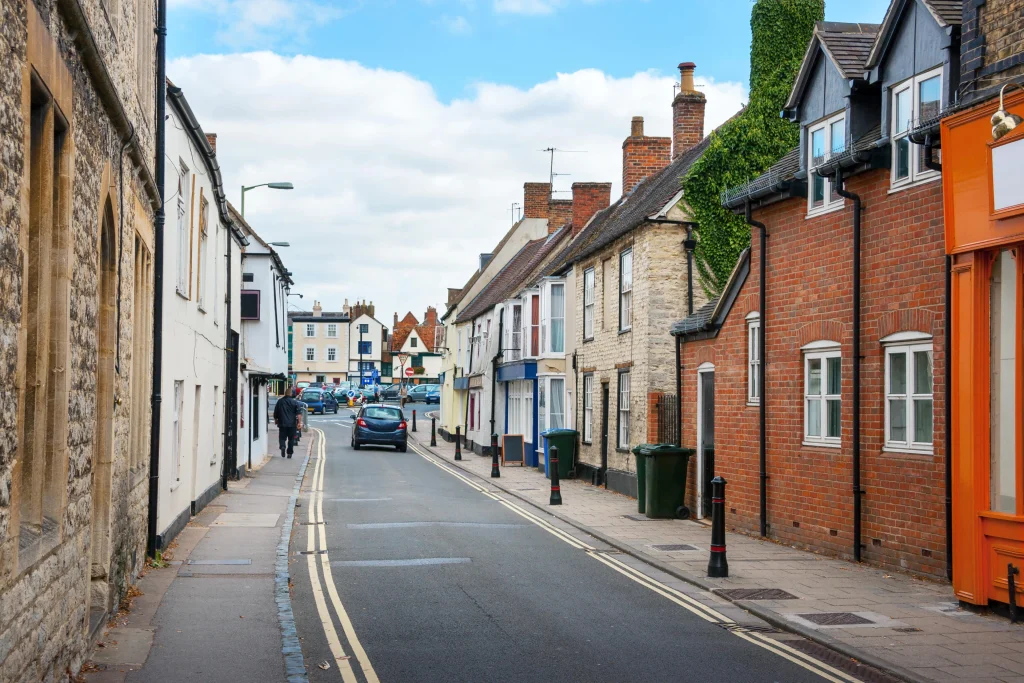Finding Your Perfect Rental Home in Bicester: A Comprehensive Guide in 2024