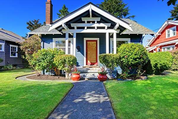 5 Tips for Improving Your Curb Appeal This Summer