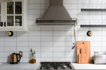 Why the Right Backsplash Can Make or Break Your Kitchen Design