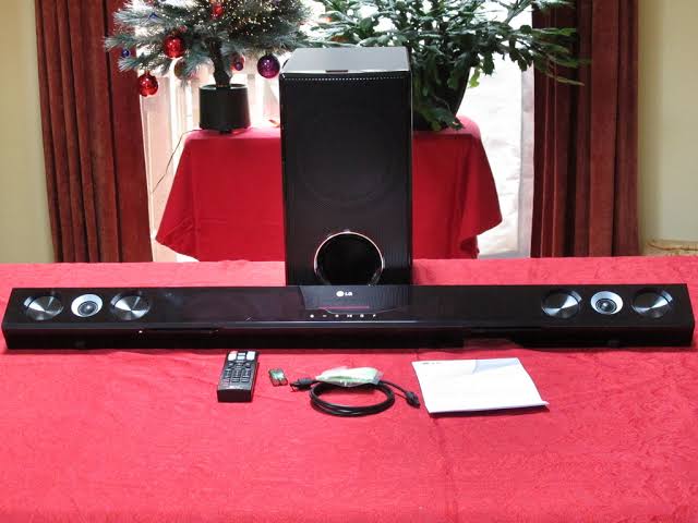 Soundbar with Subwoofer