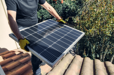Harnessing the Sun: A Comprehensive Guide to Installing Storage Batteries for Garden Solar Power