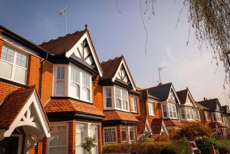 Party Walls 101: Navigating the Legal Landscape for Home Extensions