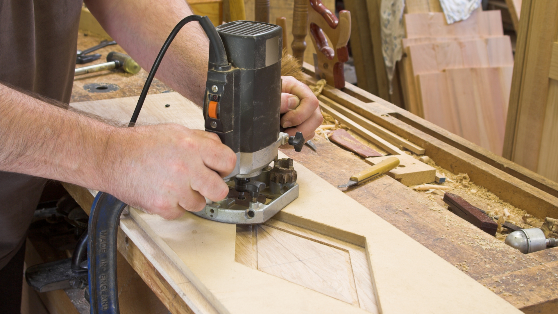 Cut the tabletop, matching the shape and size of the mounting plates