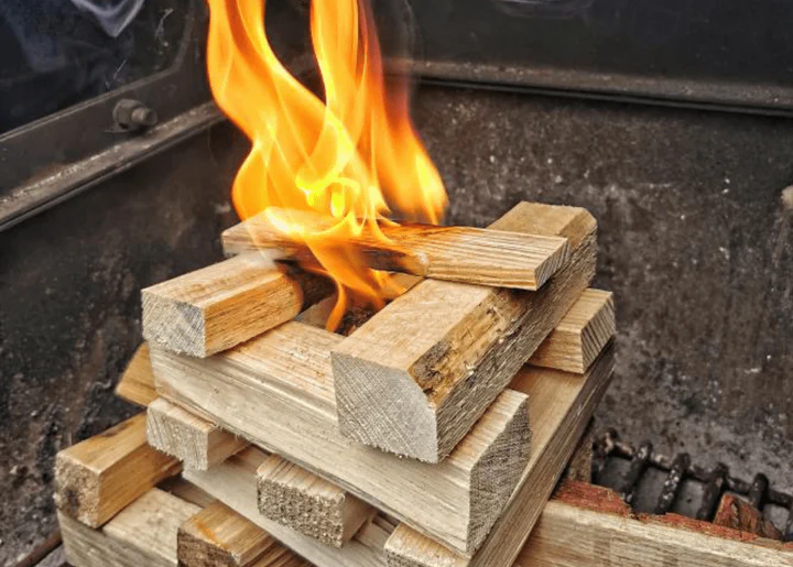 Fueling Your Fire: How Fire Logs and Briquettes Outperform Traditional Firewood